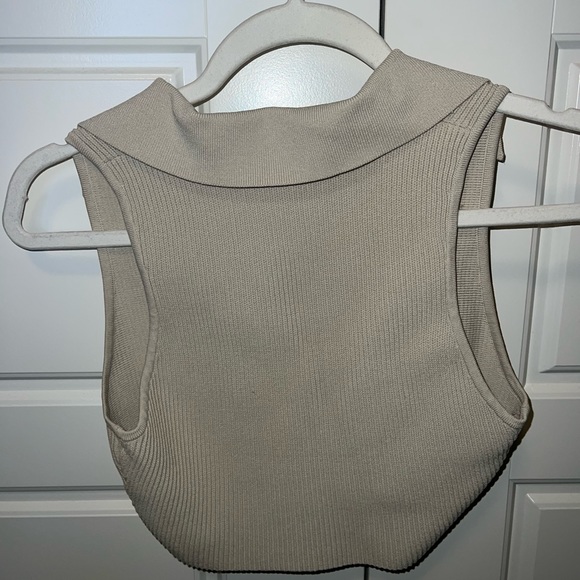 Babaton Collared Crop - Picture 3 of 3